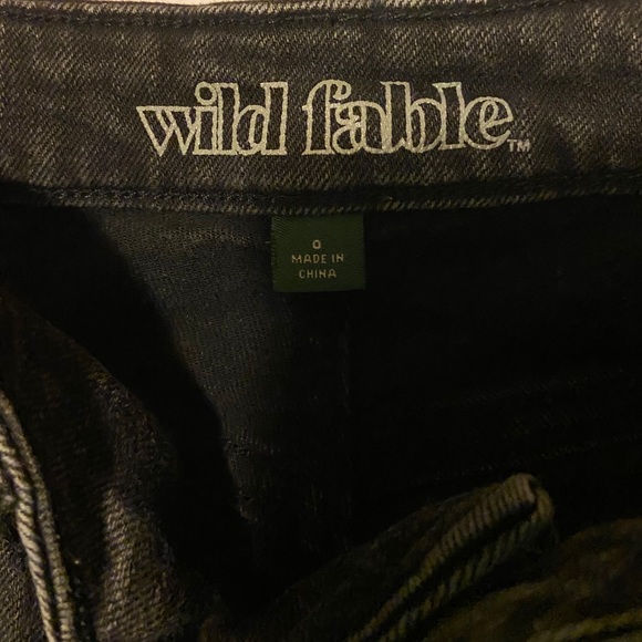 Black Low-Rise Jeans - Picture 4 of 4